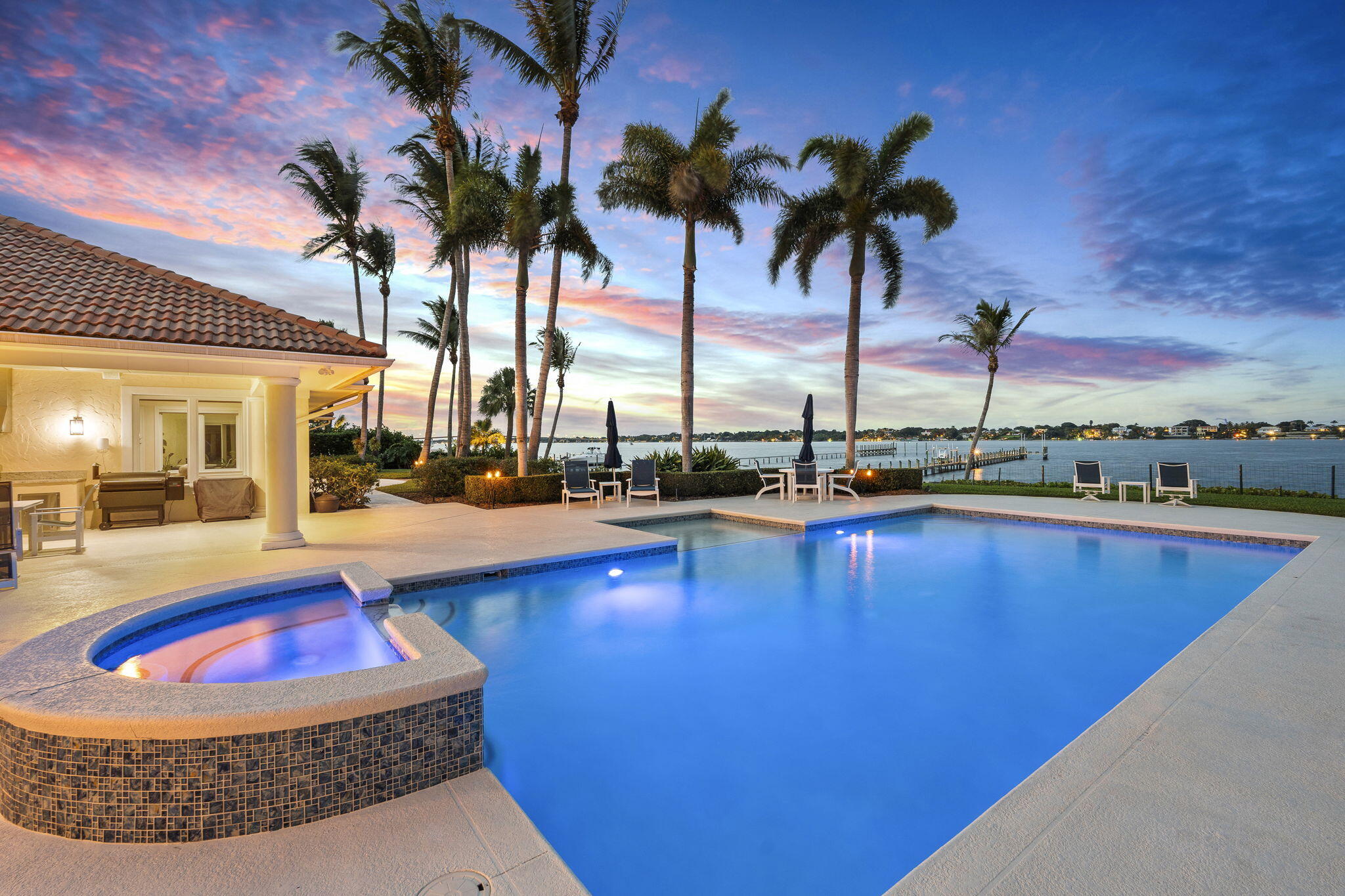 GOLFVIEW - Residential