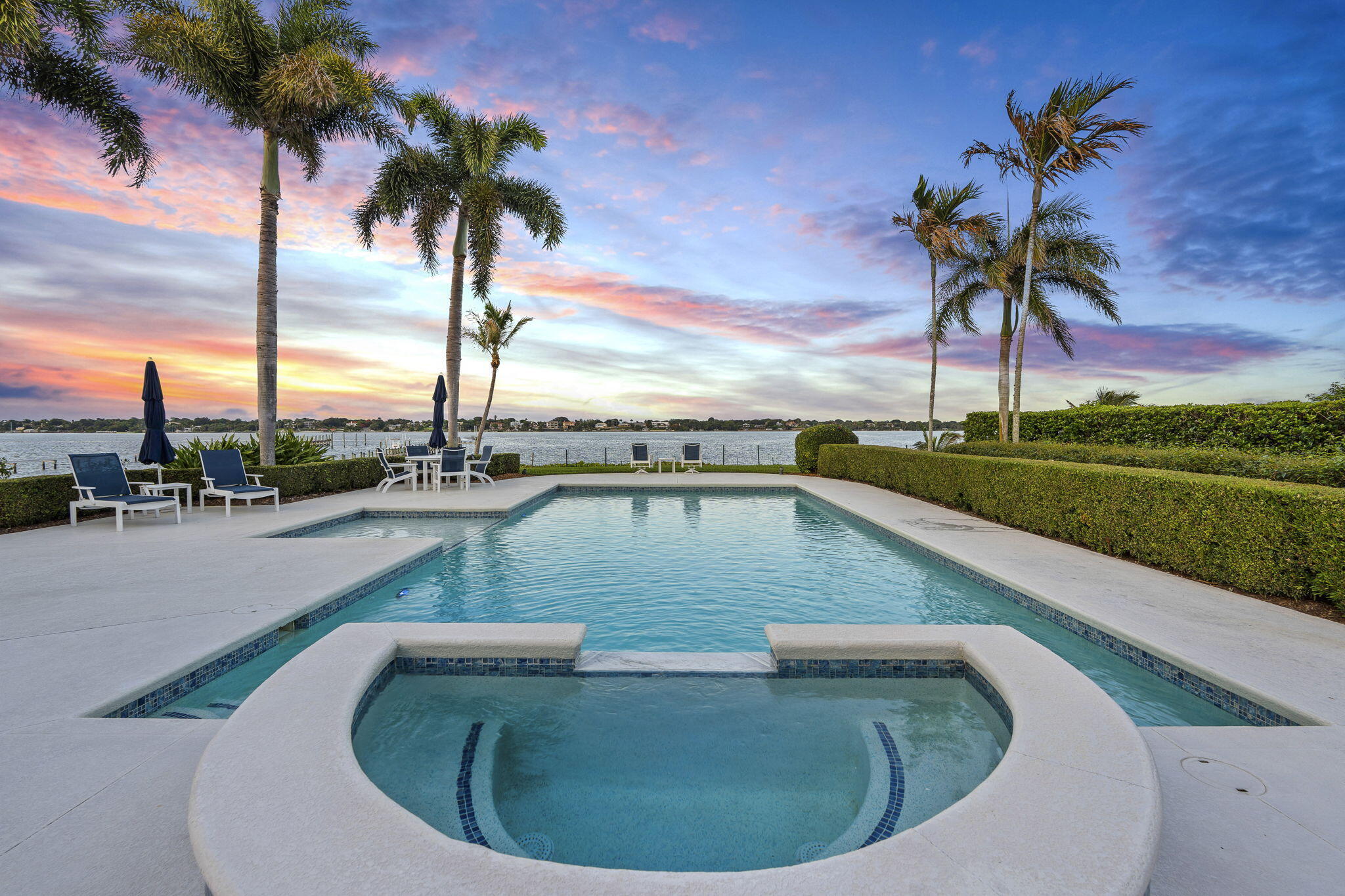 GOLFVIEW - Residential