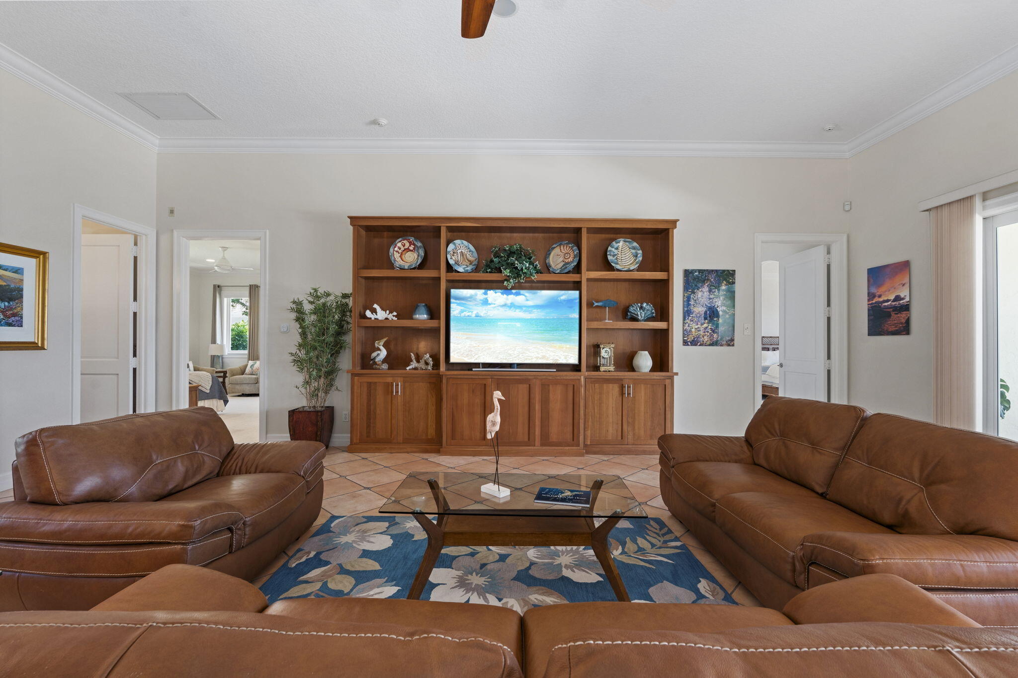GOLFVIEW - Residential