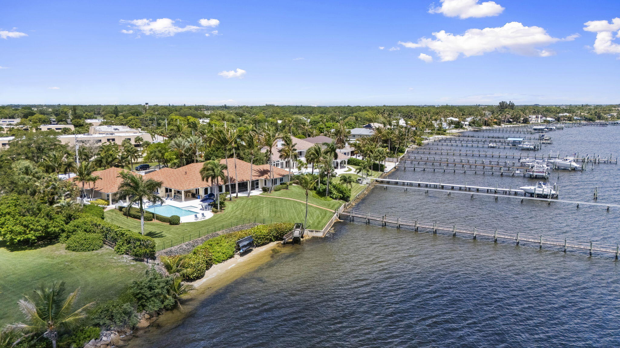 GOLFVIEW - Residential