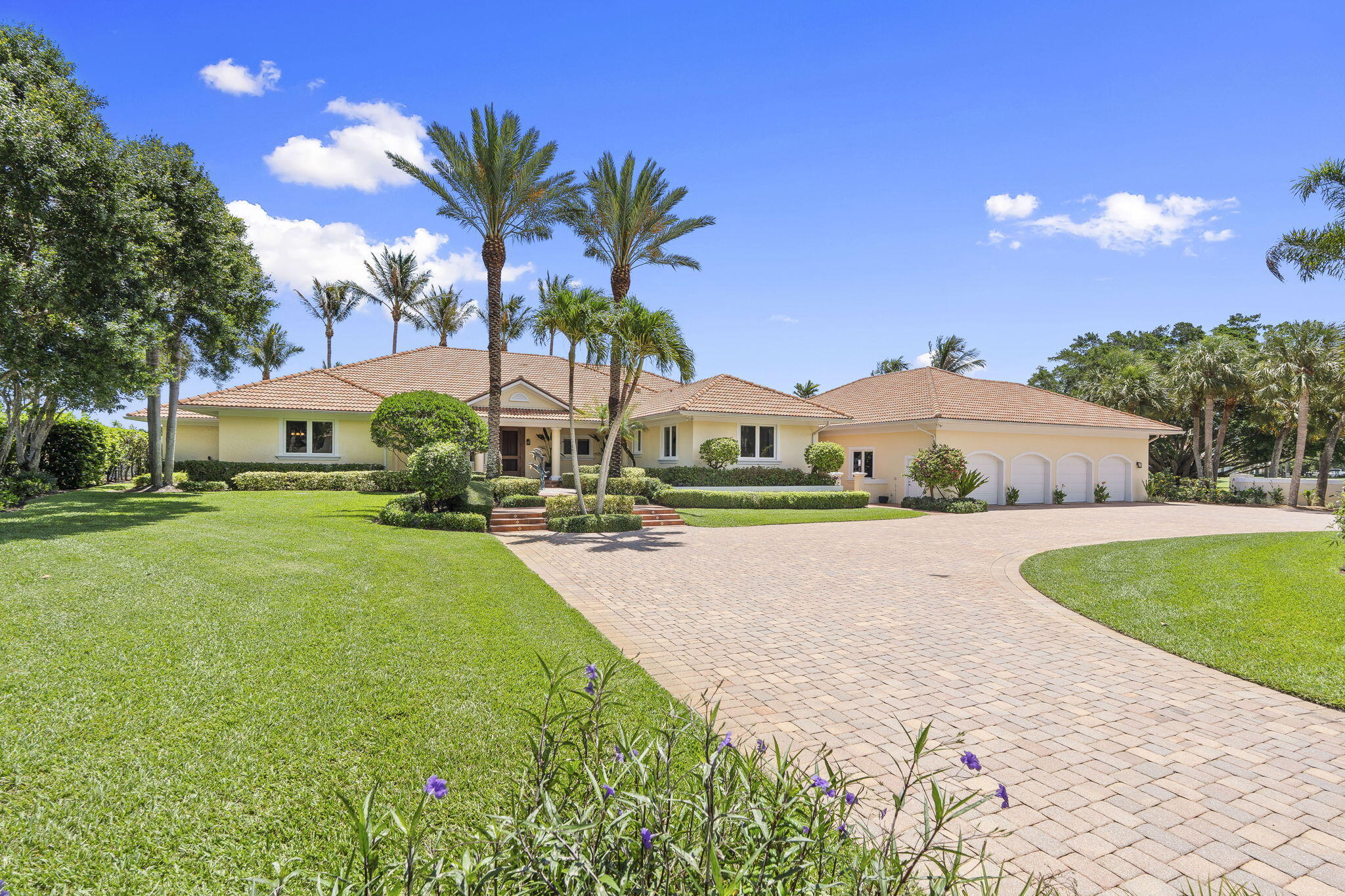 GOLFVIEW - Residential