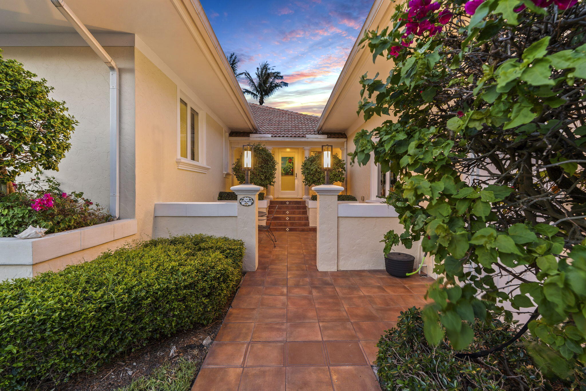 GOLFVIEW - Residential