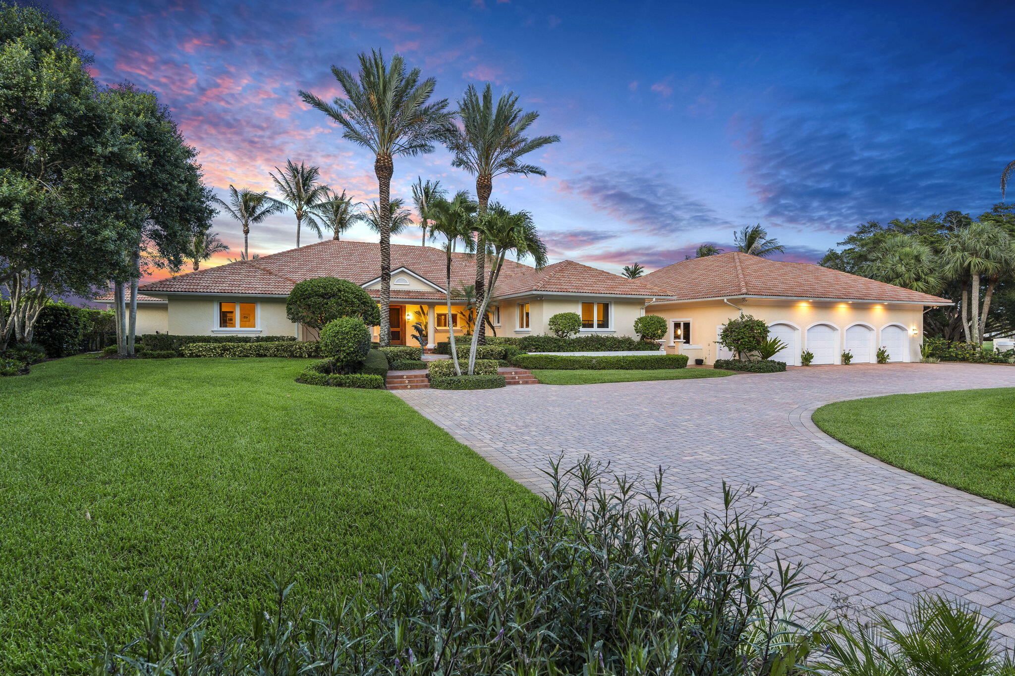 GOLFVIEW - Residential