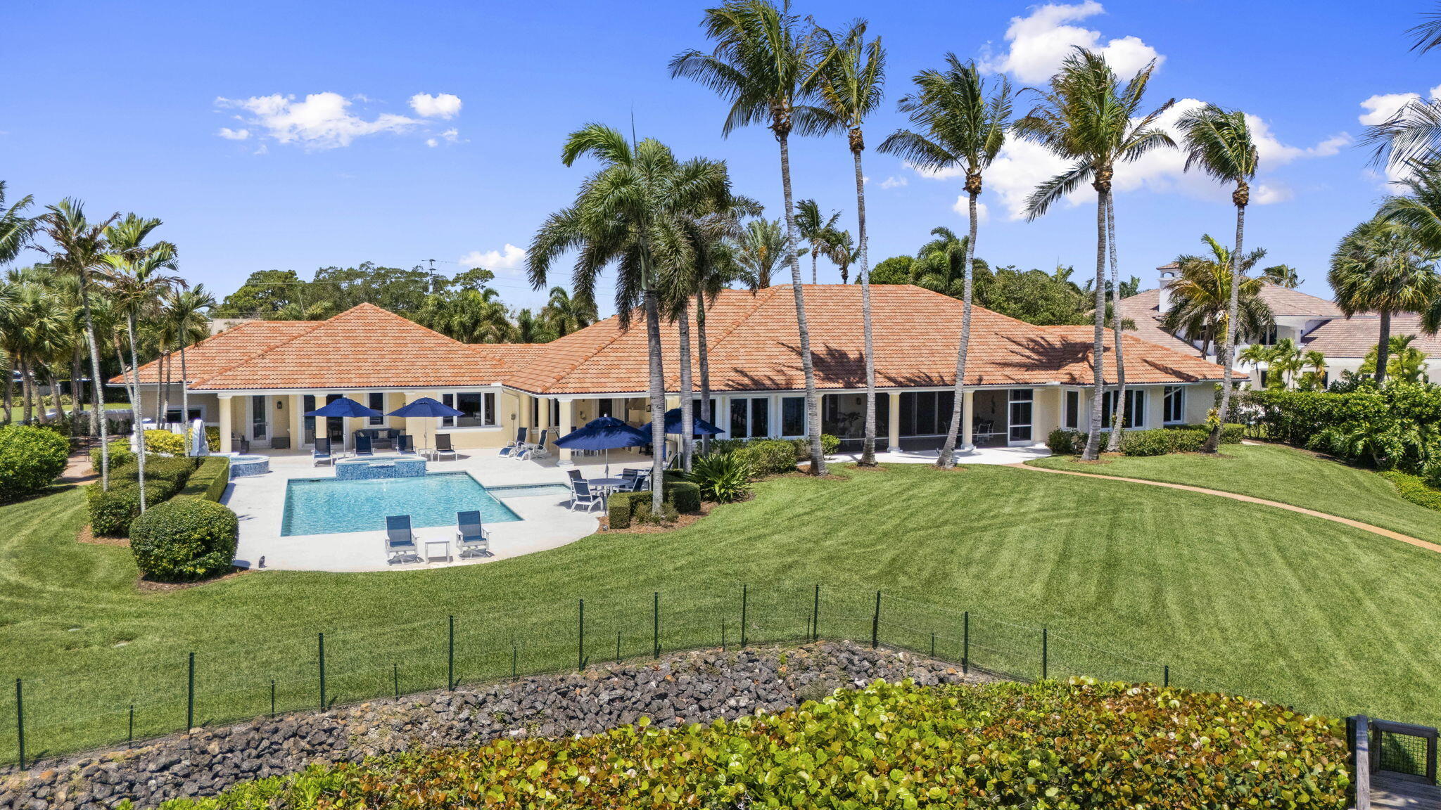 GOLFVIEW - Residential