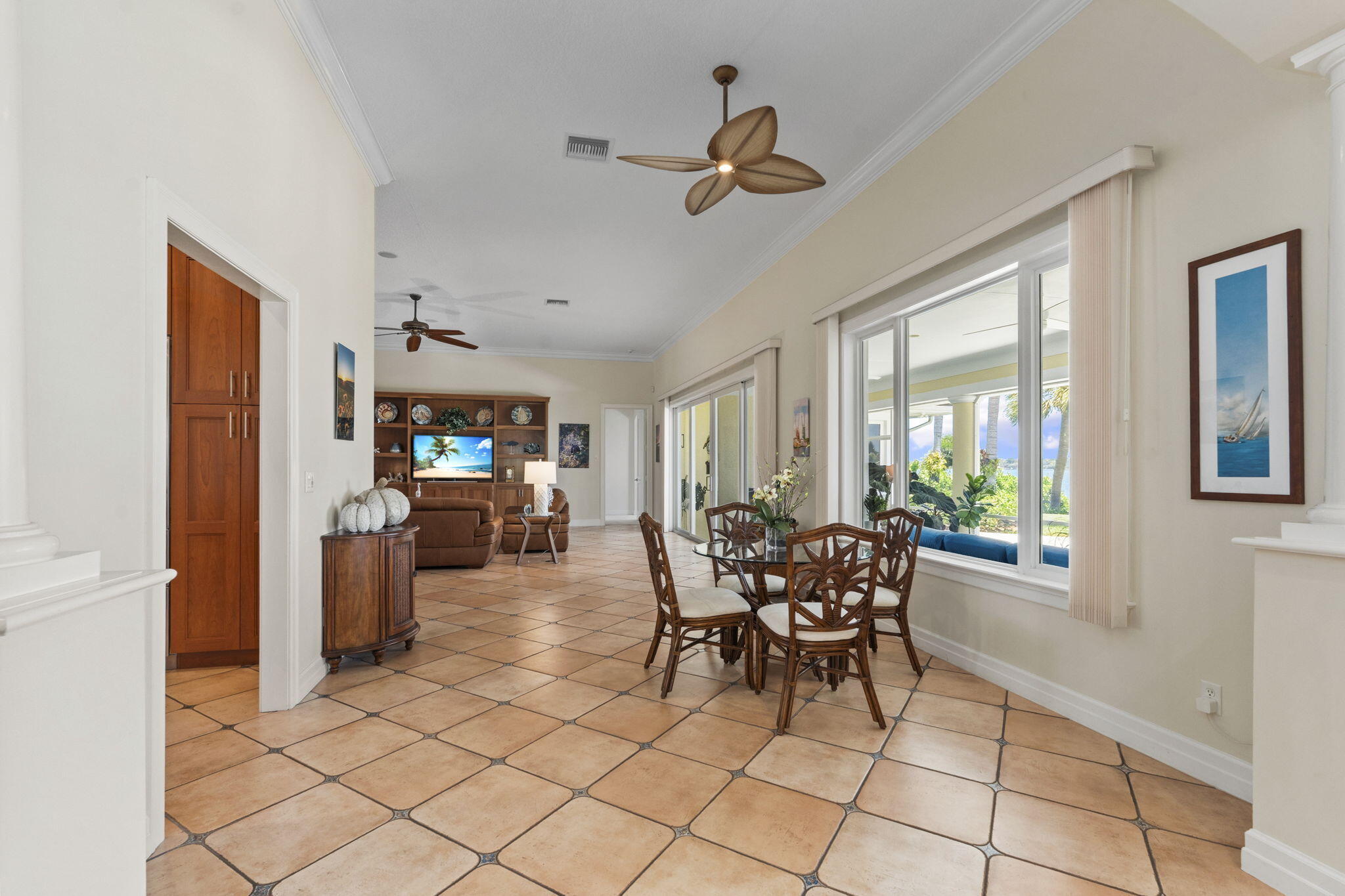 GOLFVIEW - Residential