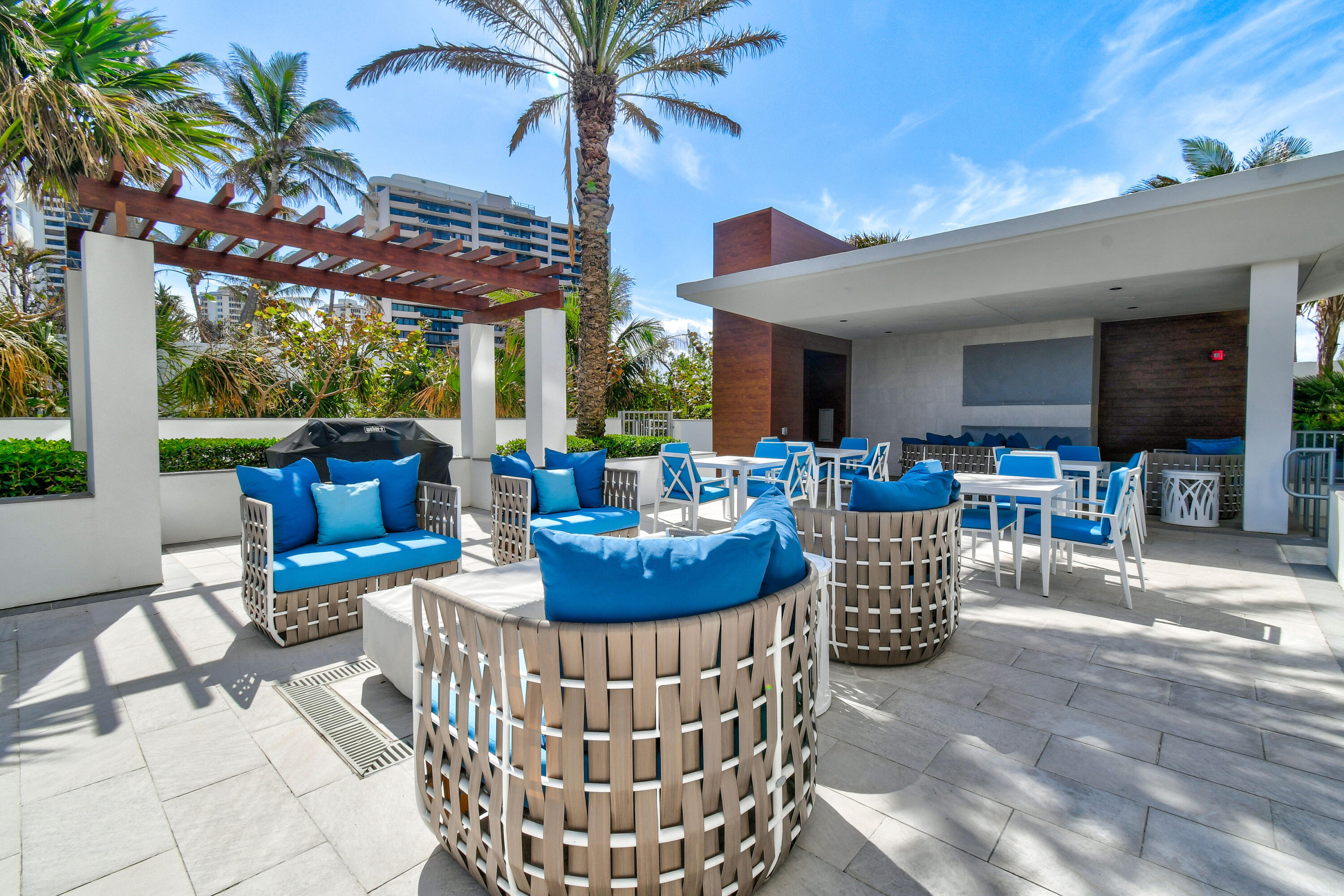 5000 NORTH OCEAN CONDO - Residential