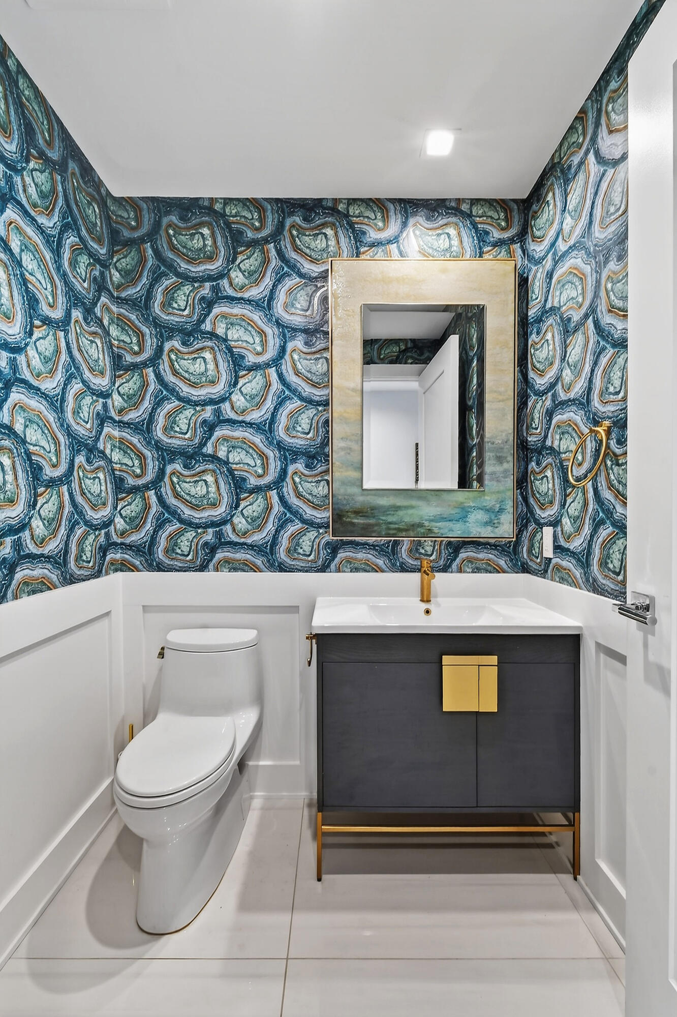 5000 NORTH OCEAN CONDO - Residential