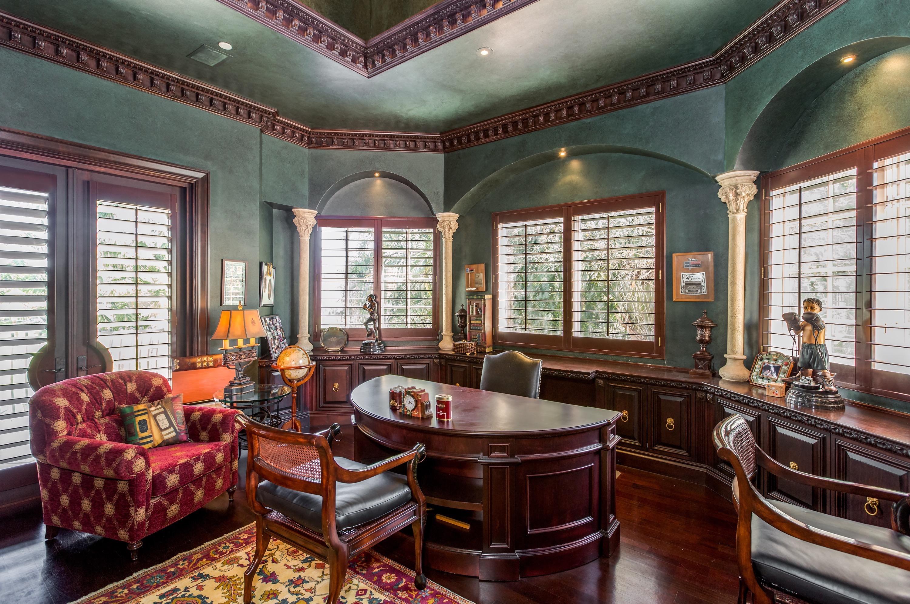 MIZNER LAKE ESTATES - Residential