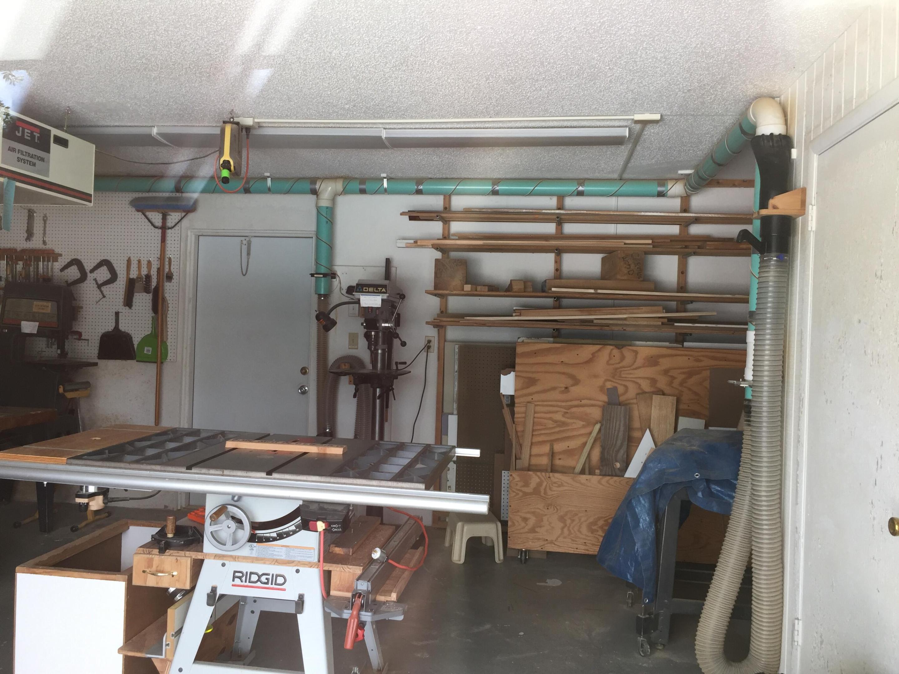 VISTA DEL LAGO CONDO - Residential Lease