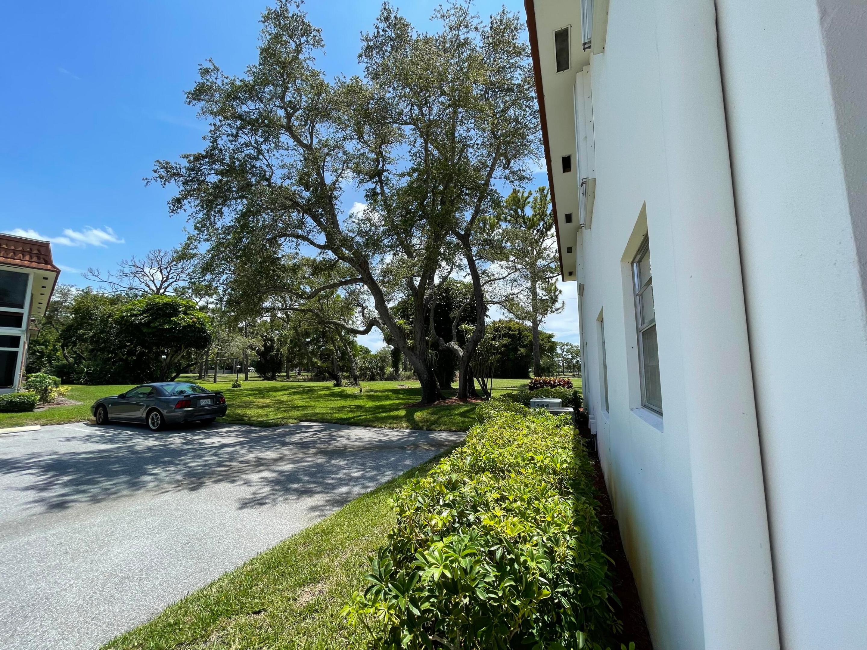 VISTA DEL LAGO CONDO - Residential Lease