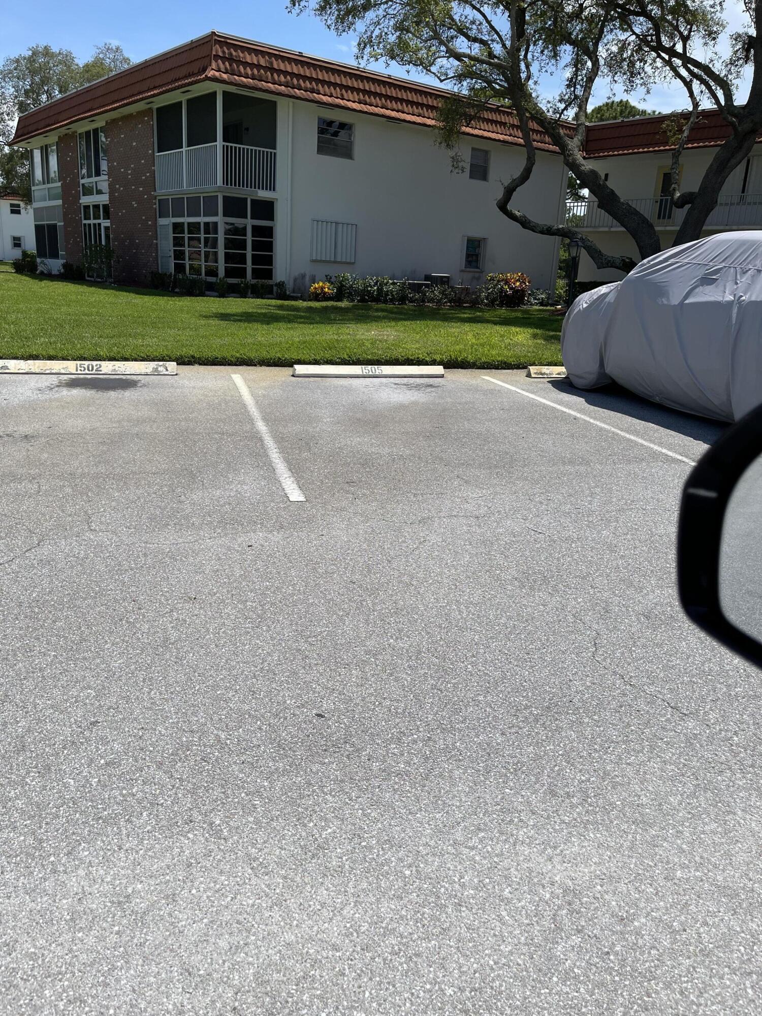 VISTA DEL LAGO CONDO - Residential Lease