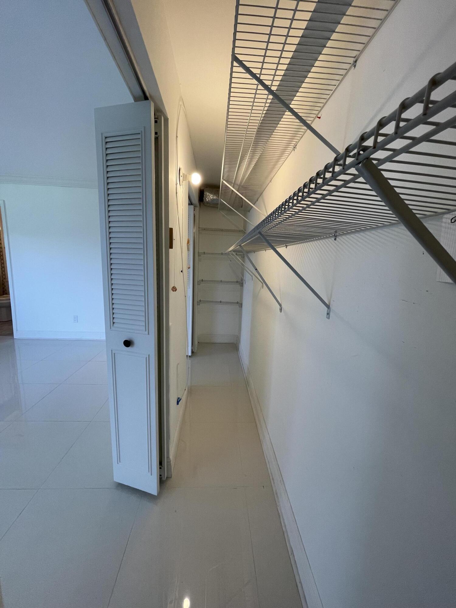 VISTA DEL LAGO CONDO - Residential Lease