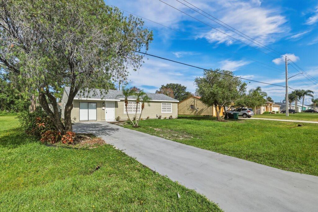 PORT ST LUCIE SECTION 40 - Residential
