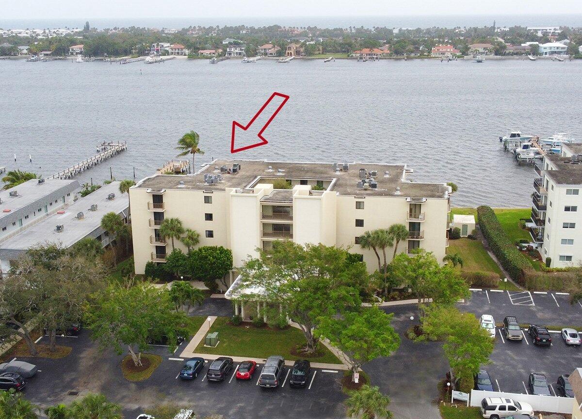 HIDDEN BANYAN CONDO - Residential