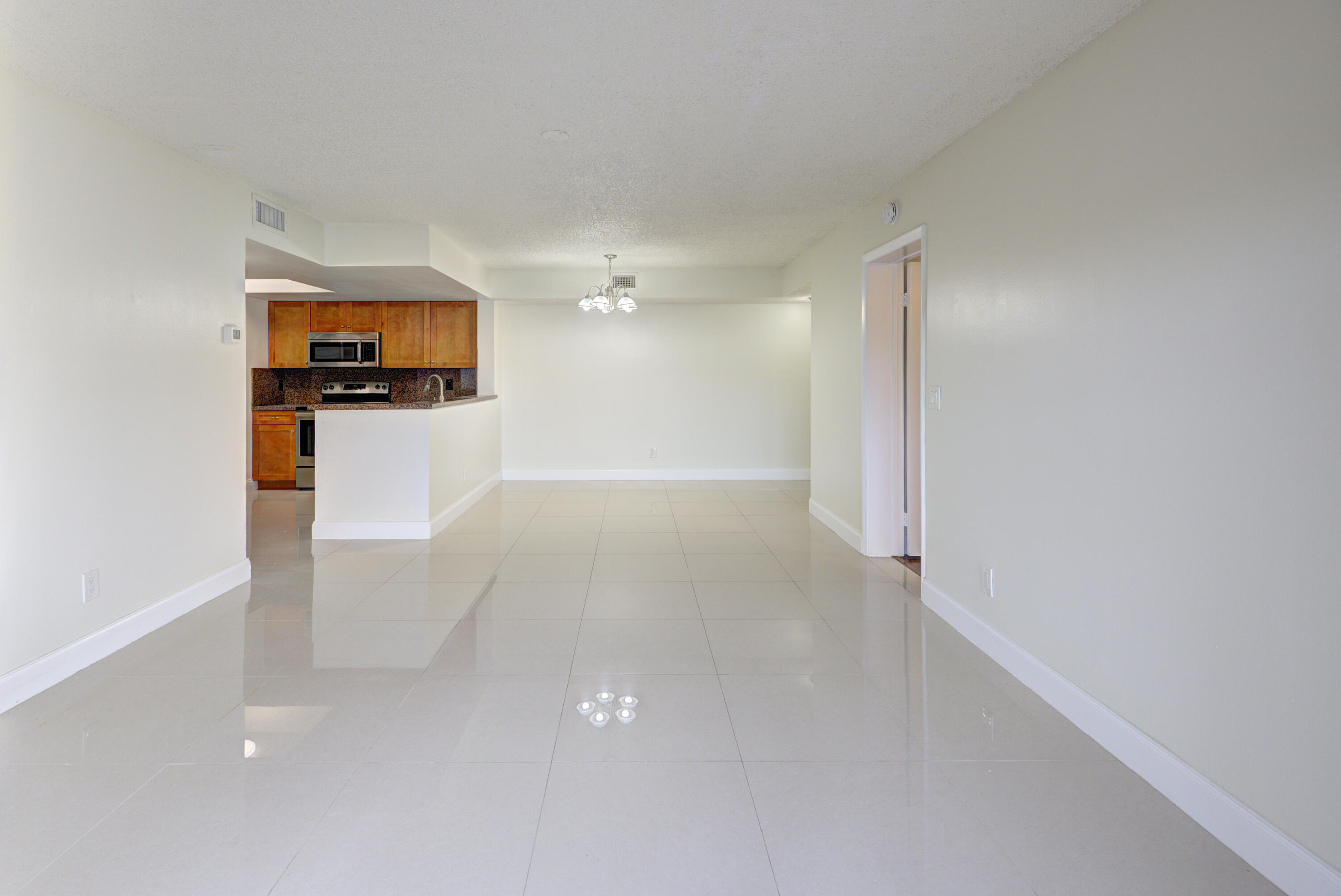 VISCONTI CONDO - Residential