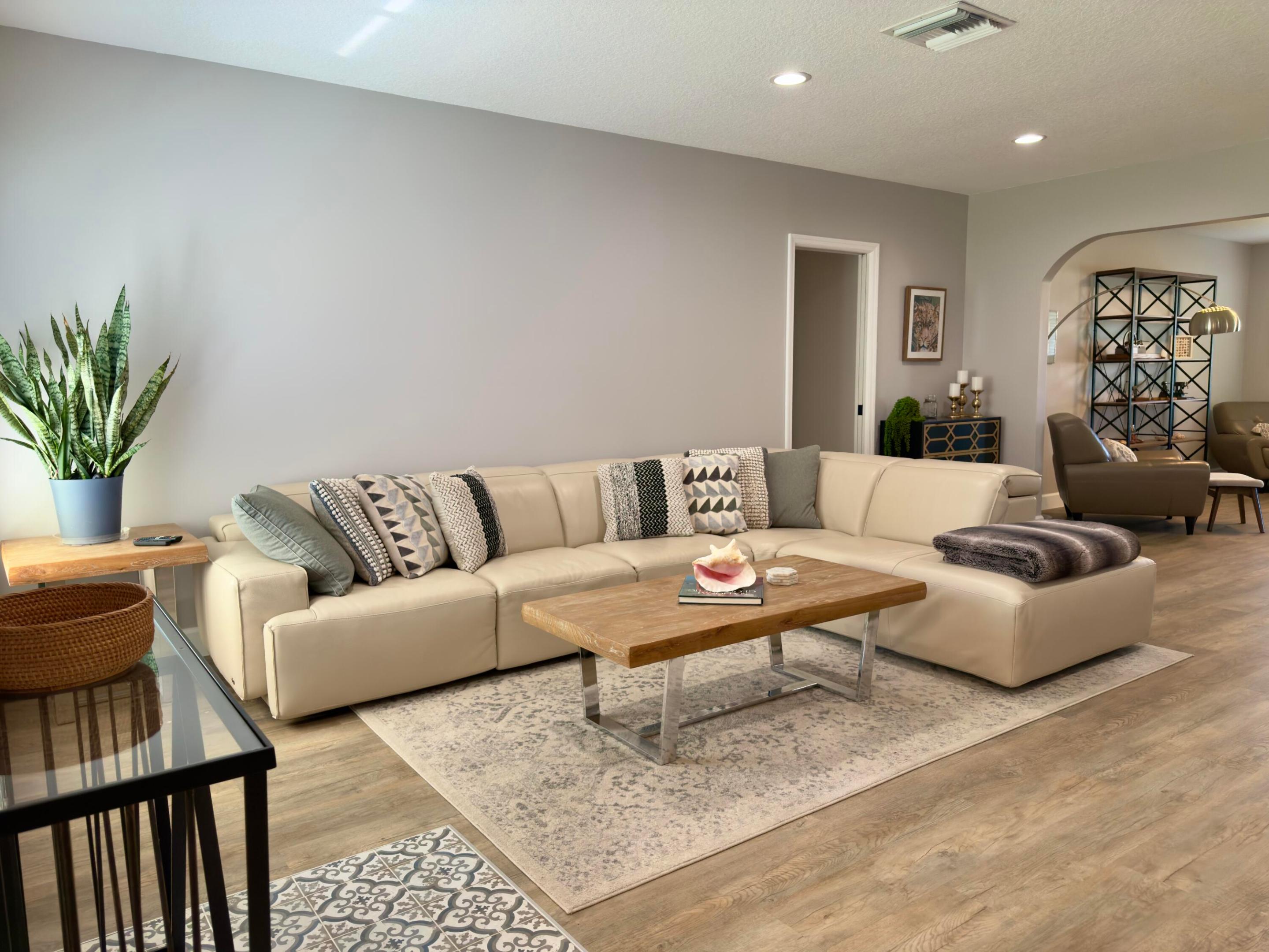 KNOB HILL SUB - Residential Lease