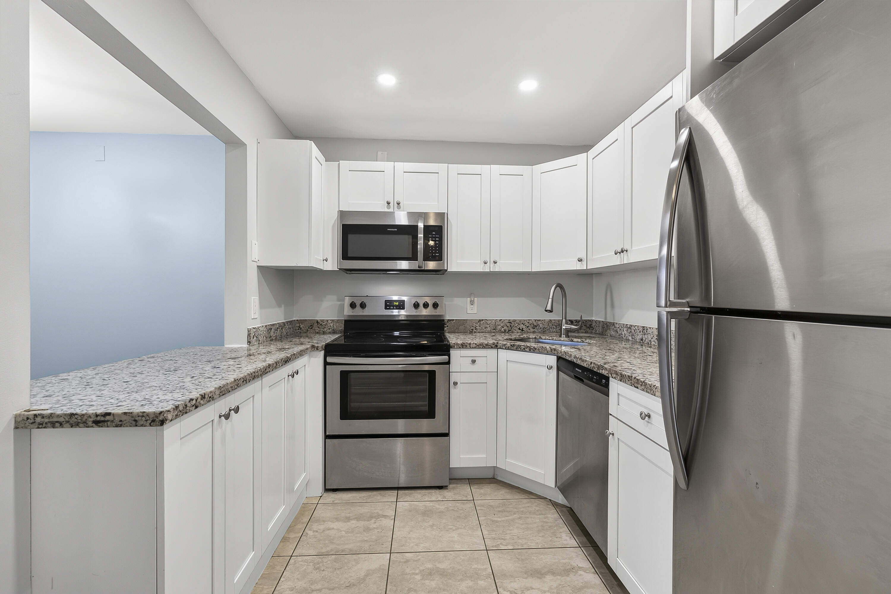 PINE RIDGE AT HAVERHILL CONDO - Residential