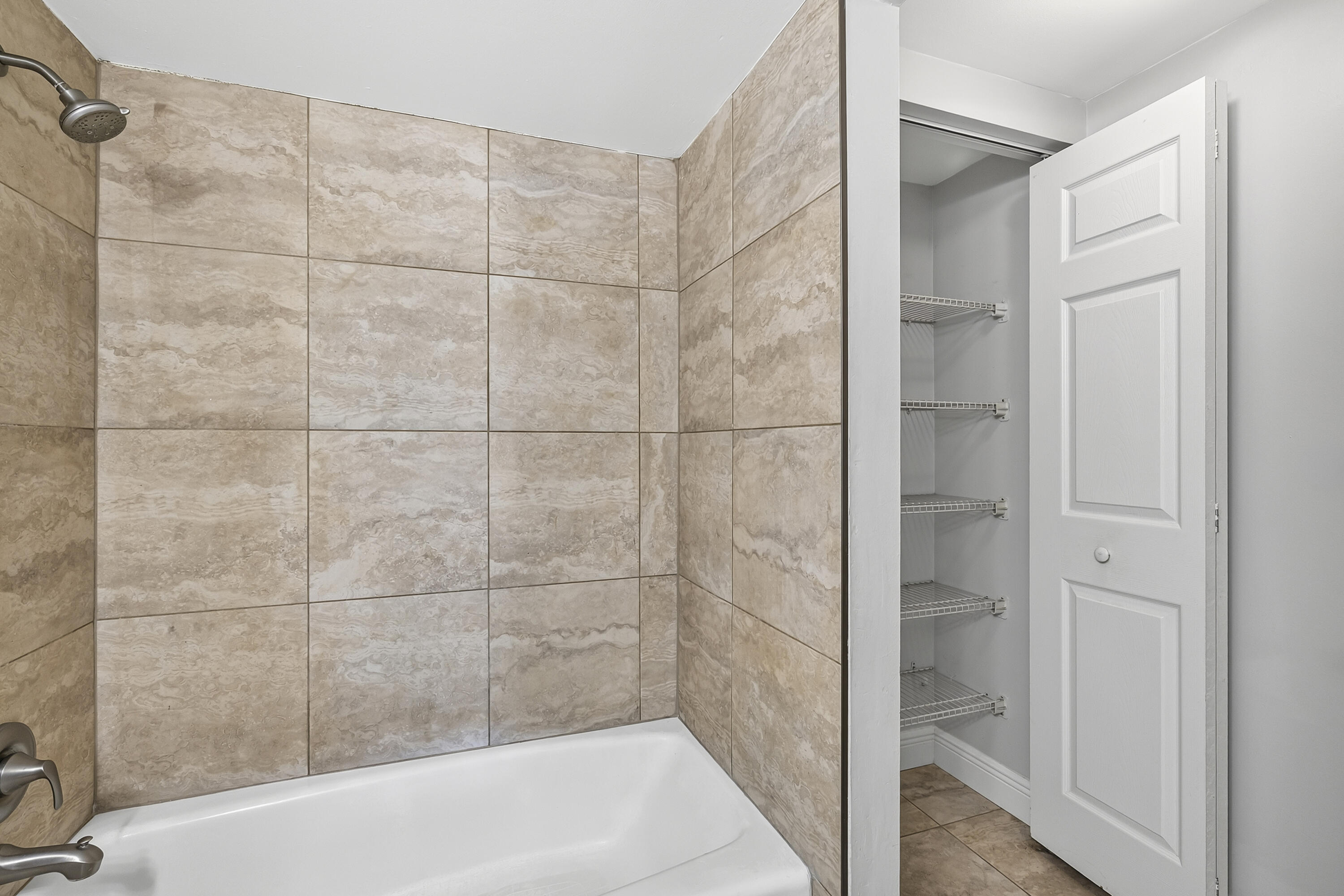 PINE RIDGE AT HAVERHILL CONDO - Residential
