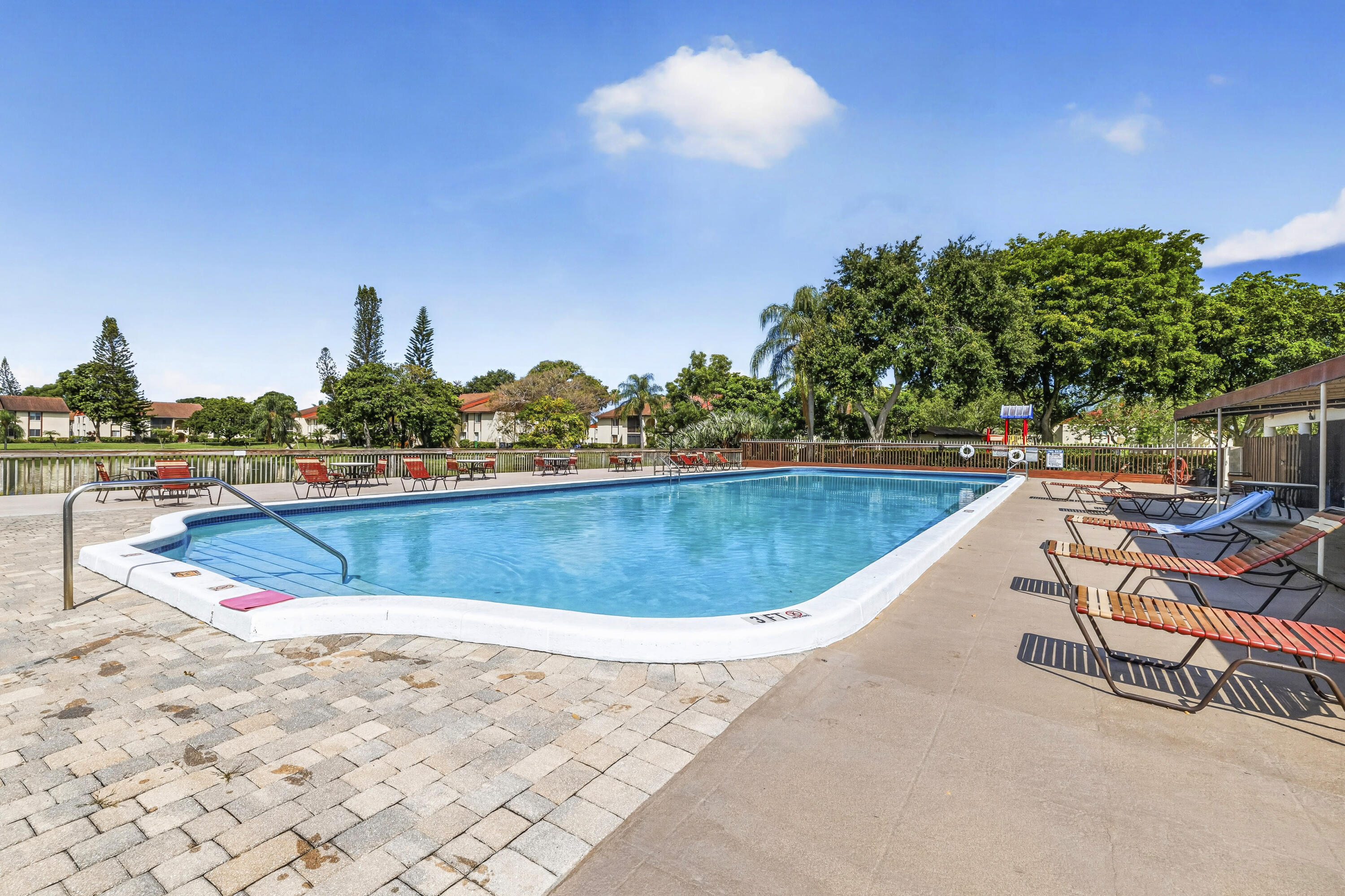 PINE RIDGE AT HAVERHILL CONDO - Residential