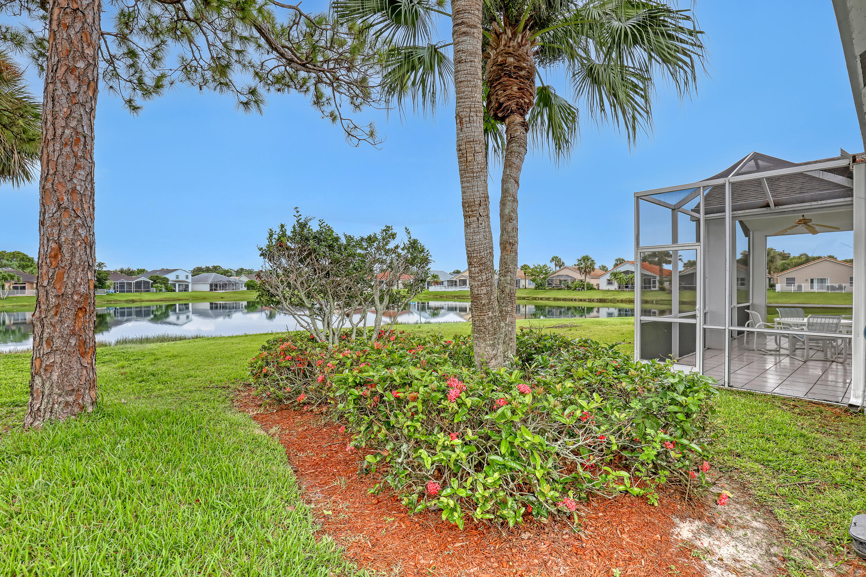 SARATOGA AT ROYAL PALM 1 - Residential
