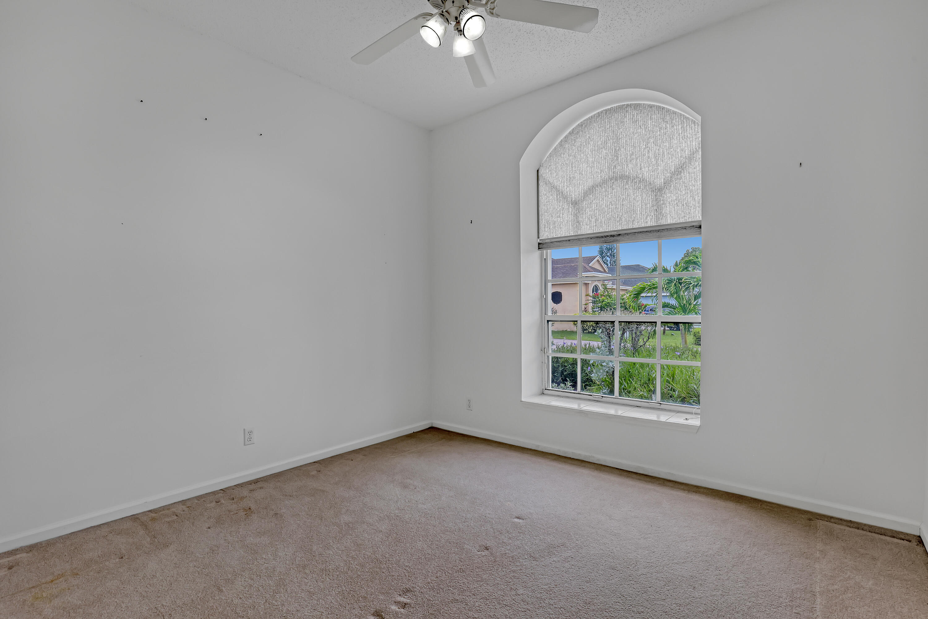 SARATOGA AT ROYAL PALM 1 - Residential
