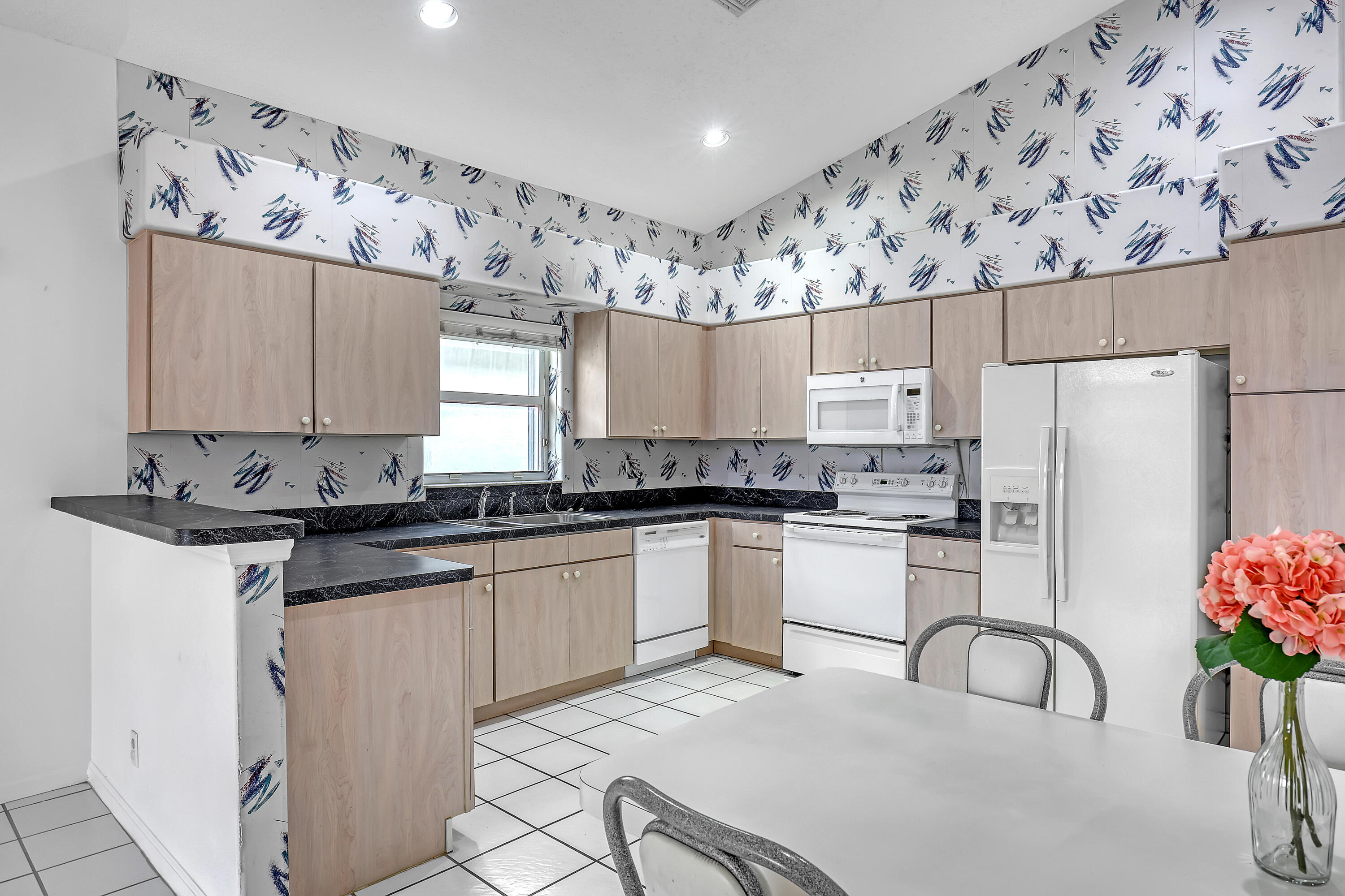 SARATOGA AT ROYAL PALM 1 - Residential