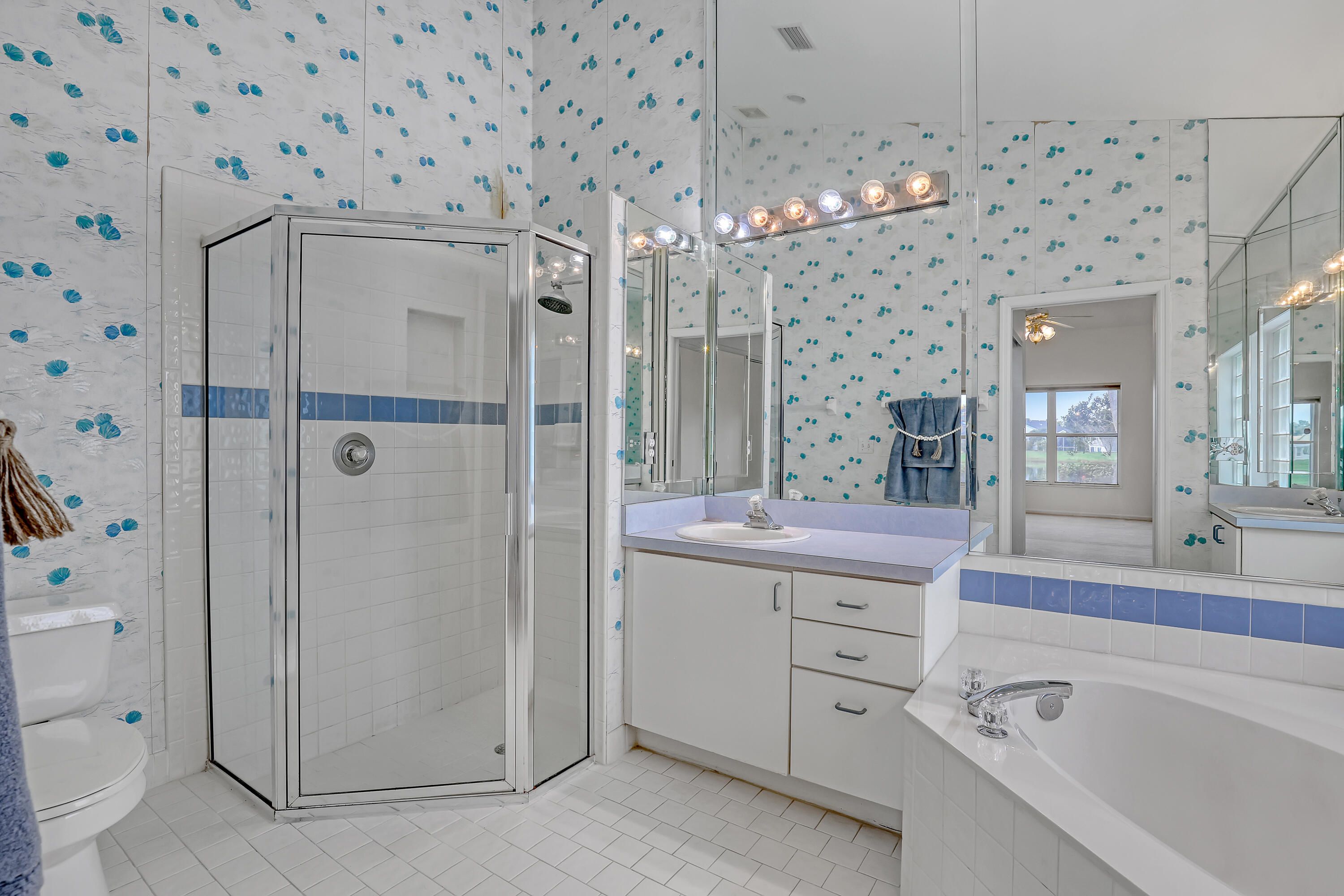 SARATOGA AT ROYAL PALM 1 - Residential