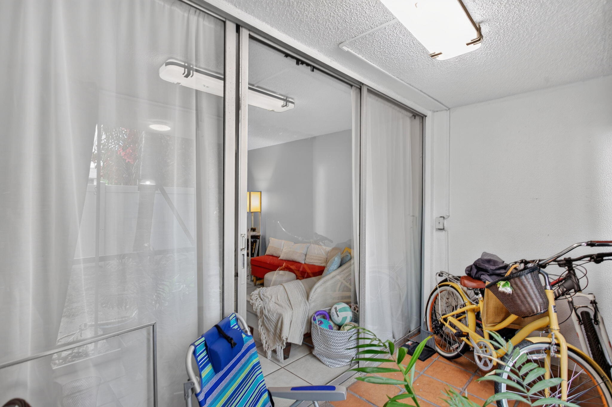 ROYAL PARK CONDO - Residential