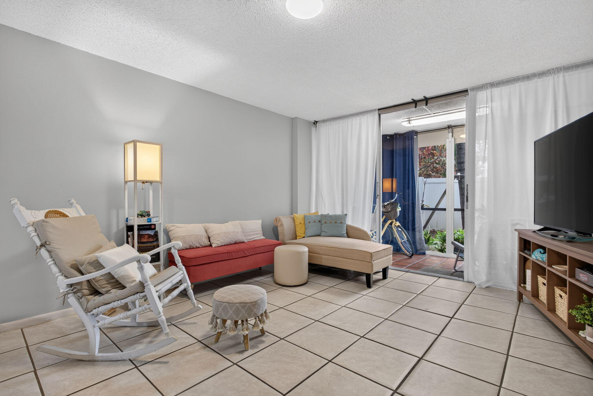 ROYAL PARK CONDO - Residential