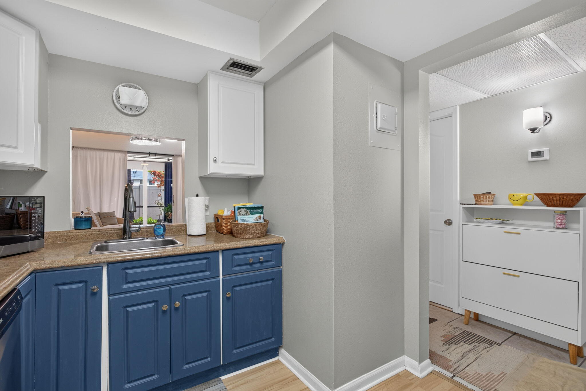 ROYAL PARK CONDO - Residential