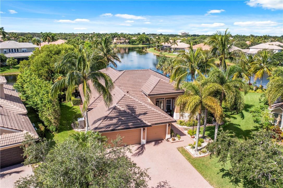 PARKLAND ISLES - Residential