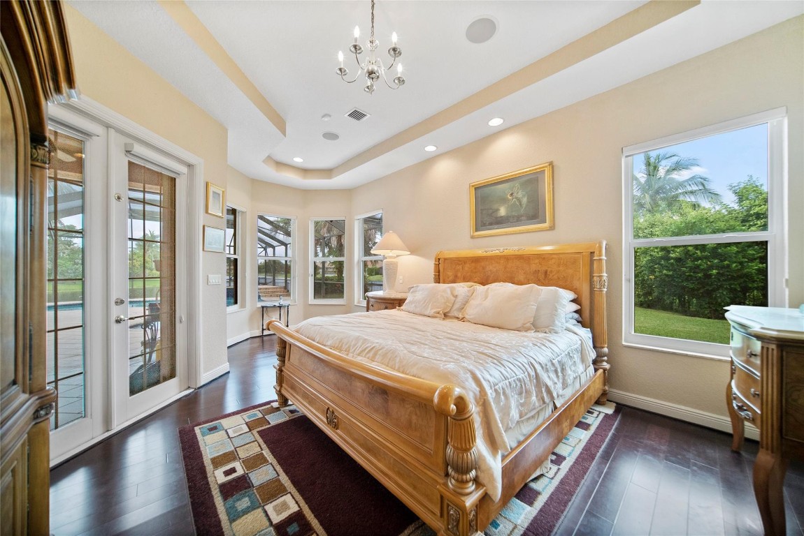 PARKLAND ISLES - Residential