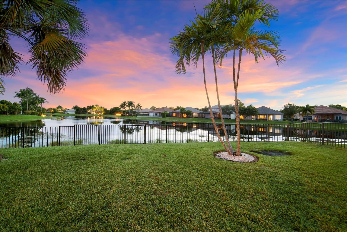 PARKLAND ISLES - Residential