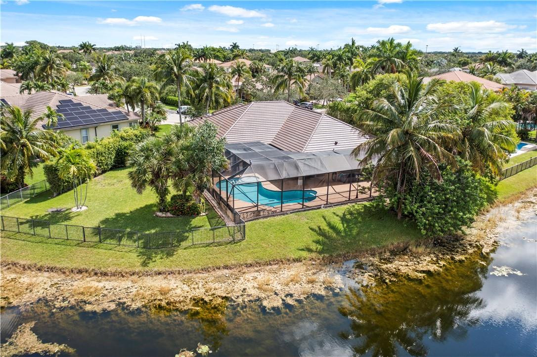 PARKLAND ISLES - Residential