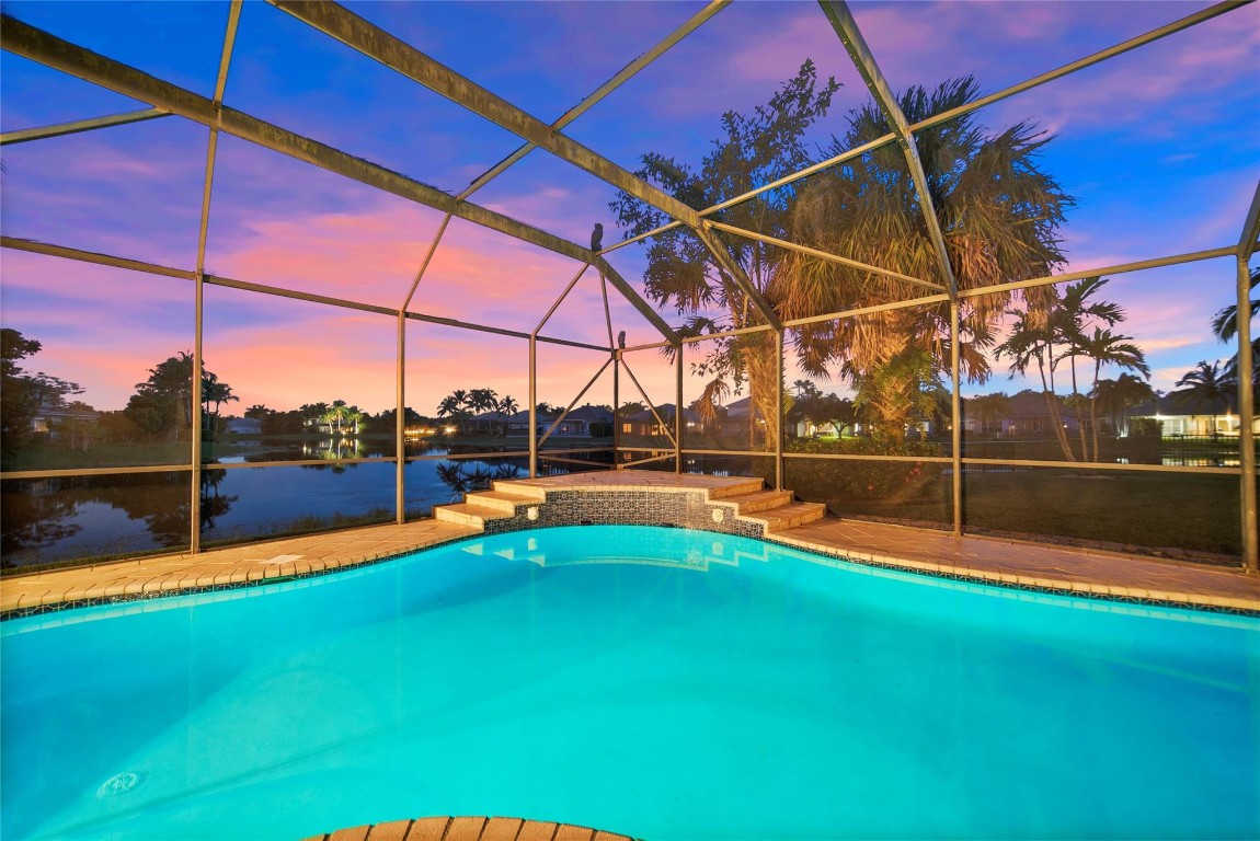 PARKLAND ISLES - Residential