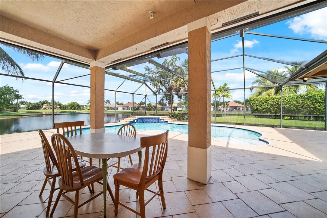 PARKLAND ISLES - Residential