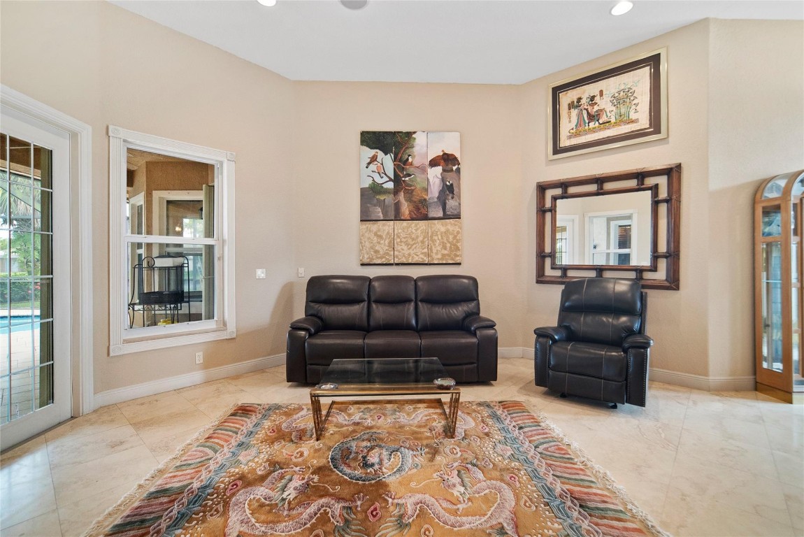 PARKLAND ISLES - Residential