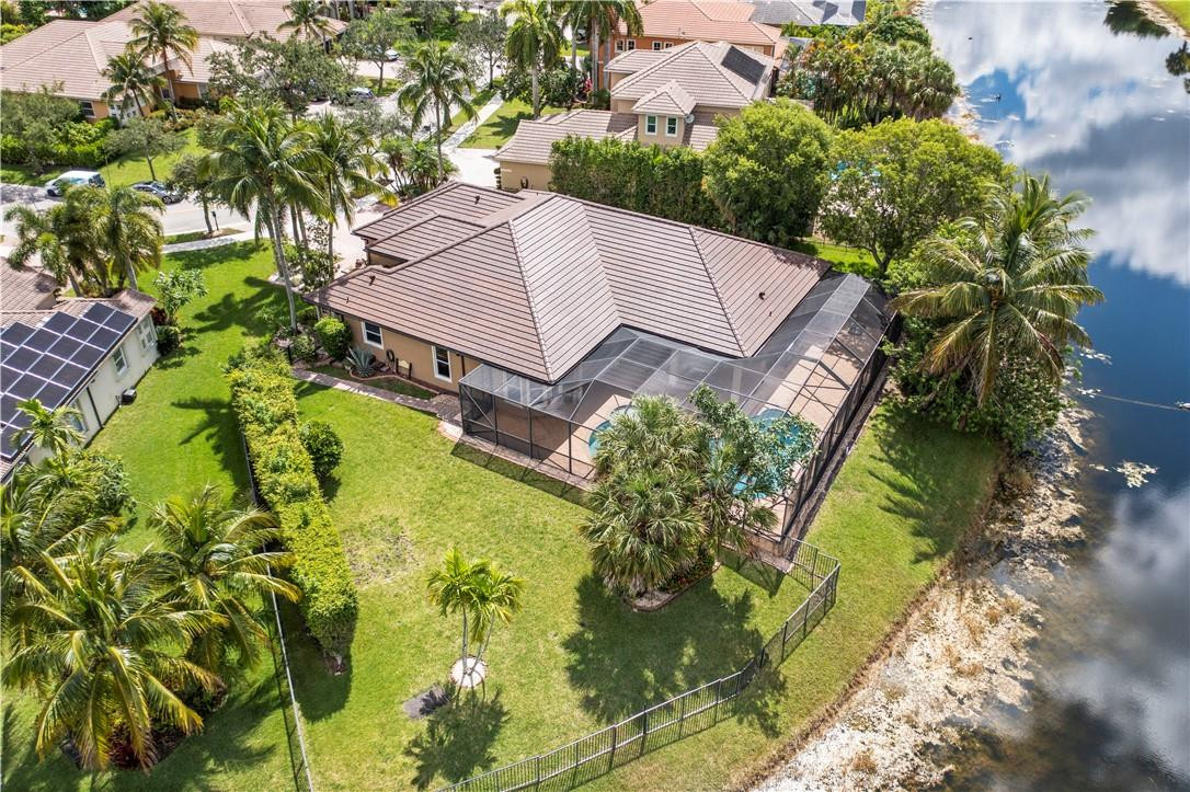 PARKLAND ISLES - Residential
