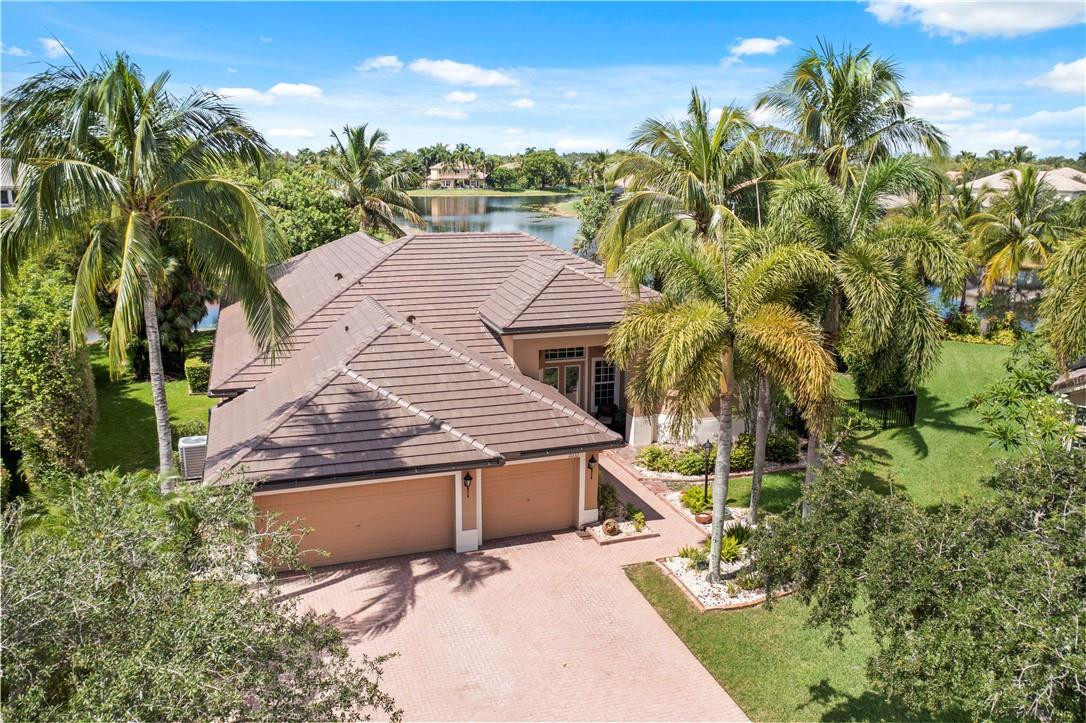 PARKLAND ISLES - Residential