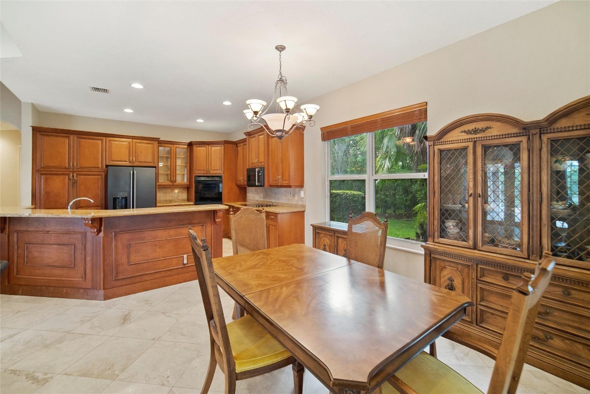 PARKLAND ISLES - Residential