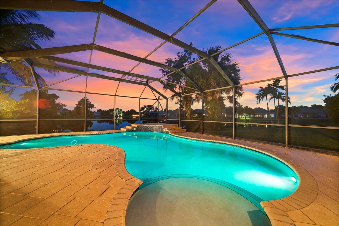 PARKLAND ISLES - Residential