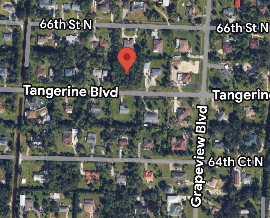 1.19 acre vacant lot on a quiet paved road.  Zoned AR.  Central location to shopping, gas, banking and restaurants.  Build your dream home and store your boat, RV and trailers.