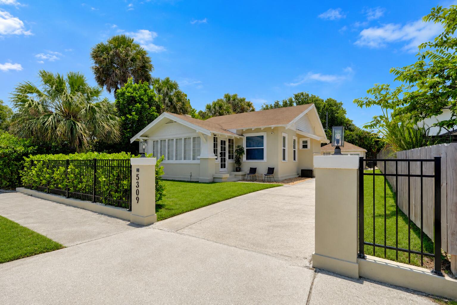 NORTH PALM BCH 3 - Residential