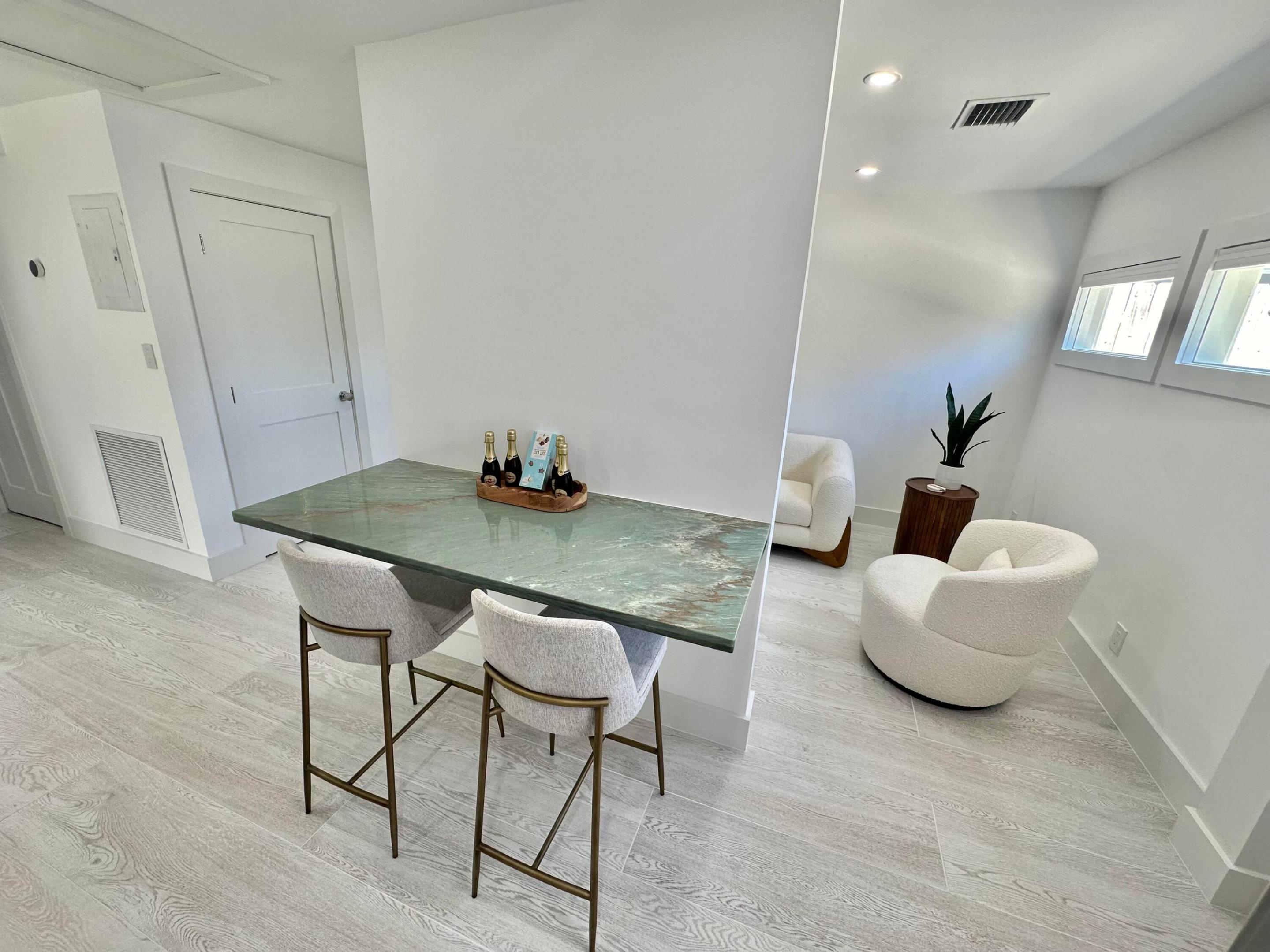NORTH PALM BCH 3 - Residential