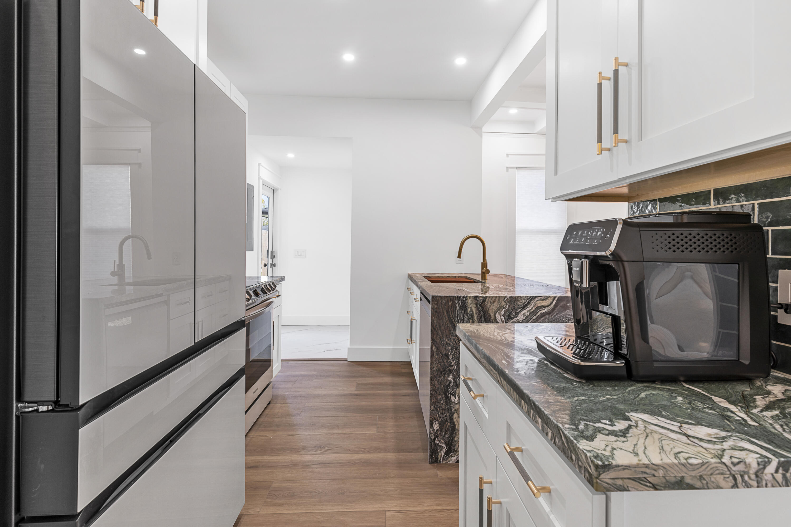NORTH PALM BCH 3 - Residential