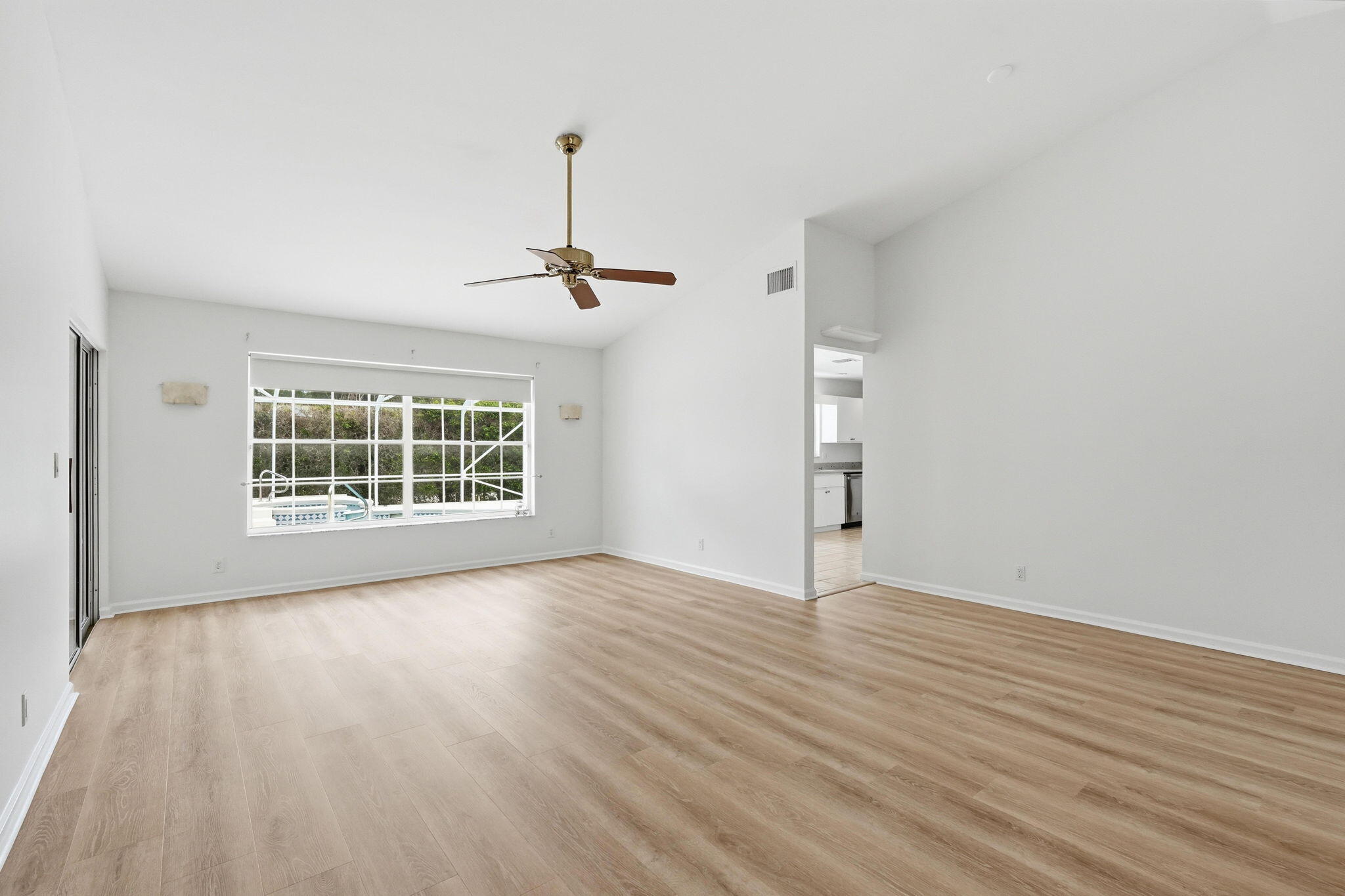 NORTH PASSAGE - Residential