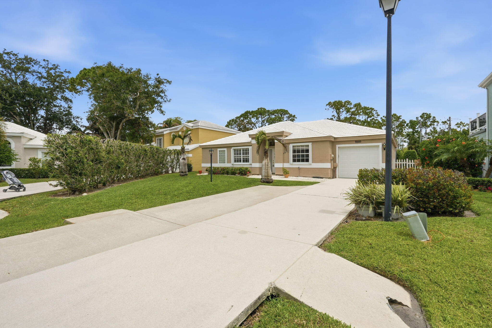 NORTH PASSAGE - Residential