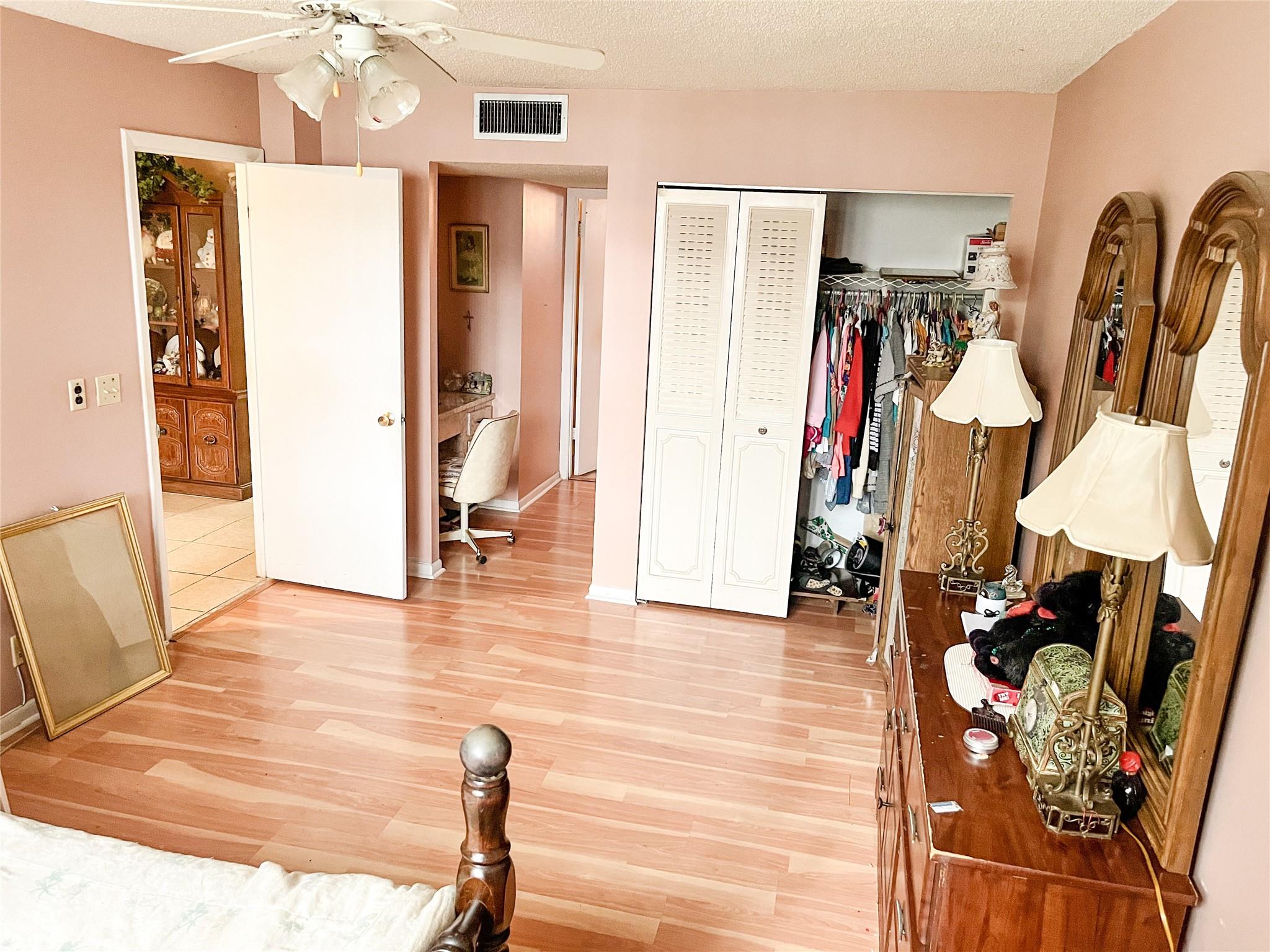 Holiday Springs - Residential