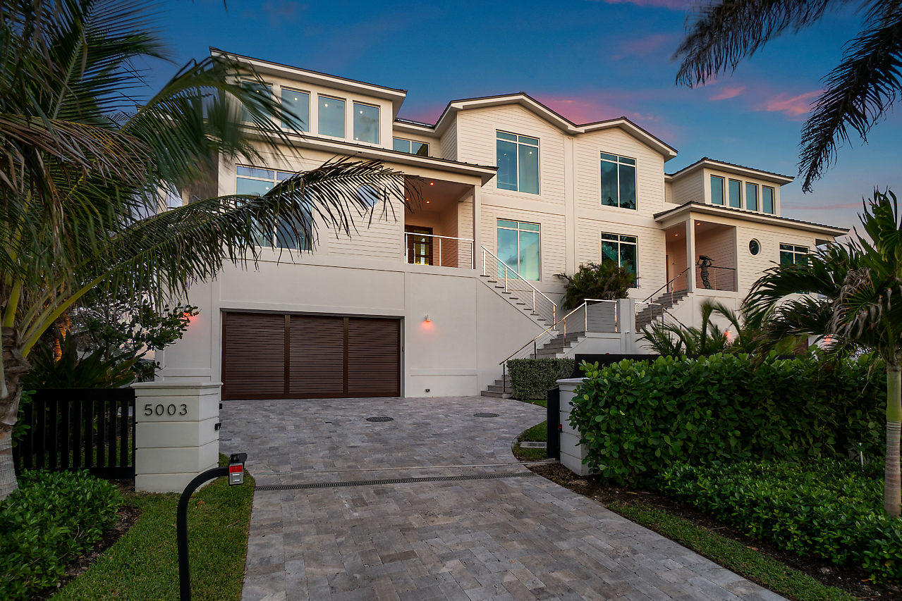YACHT HOUSE CONDO - Residential