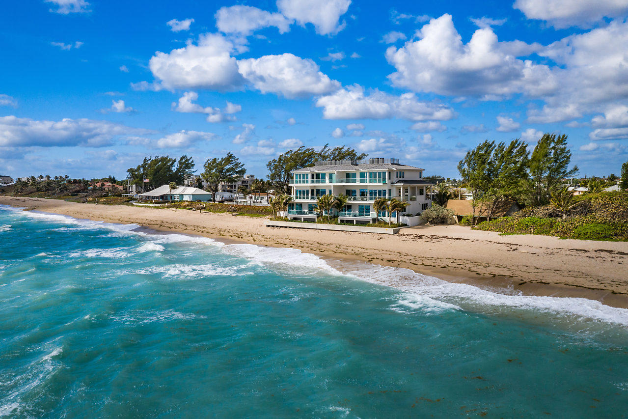 YACHT HOUSE CONDO - Residential